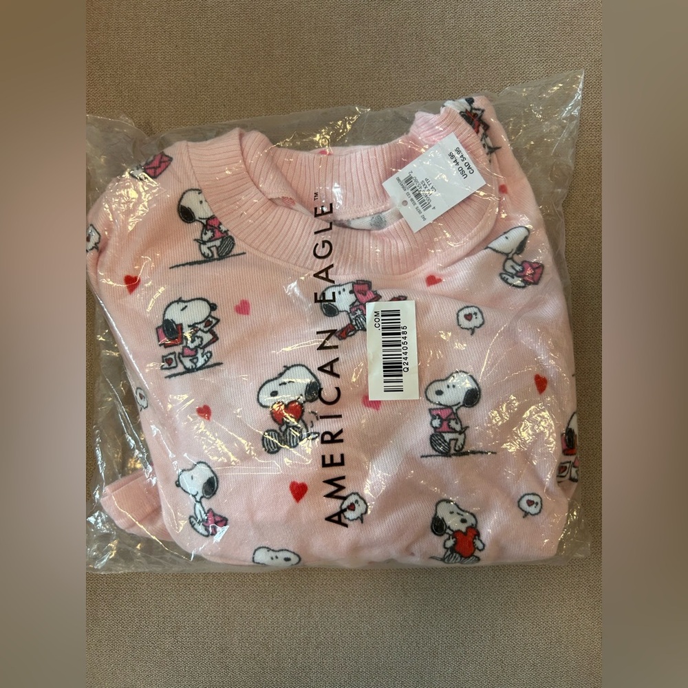 American Eagle Pink Valentine Snoopy Pajama TOP- Long Sleeve Size XXS NWTs